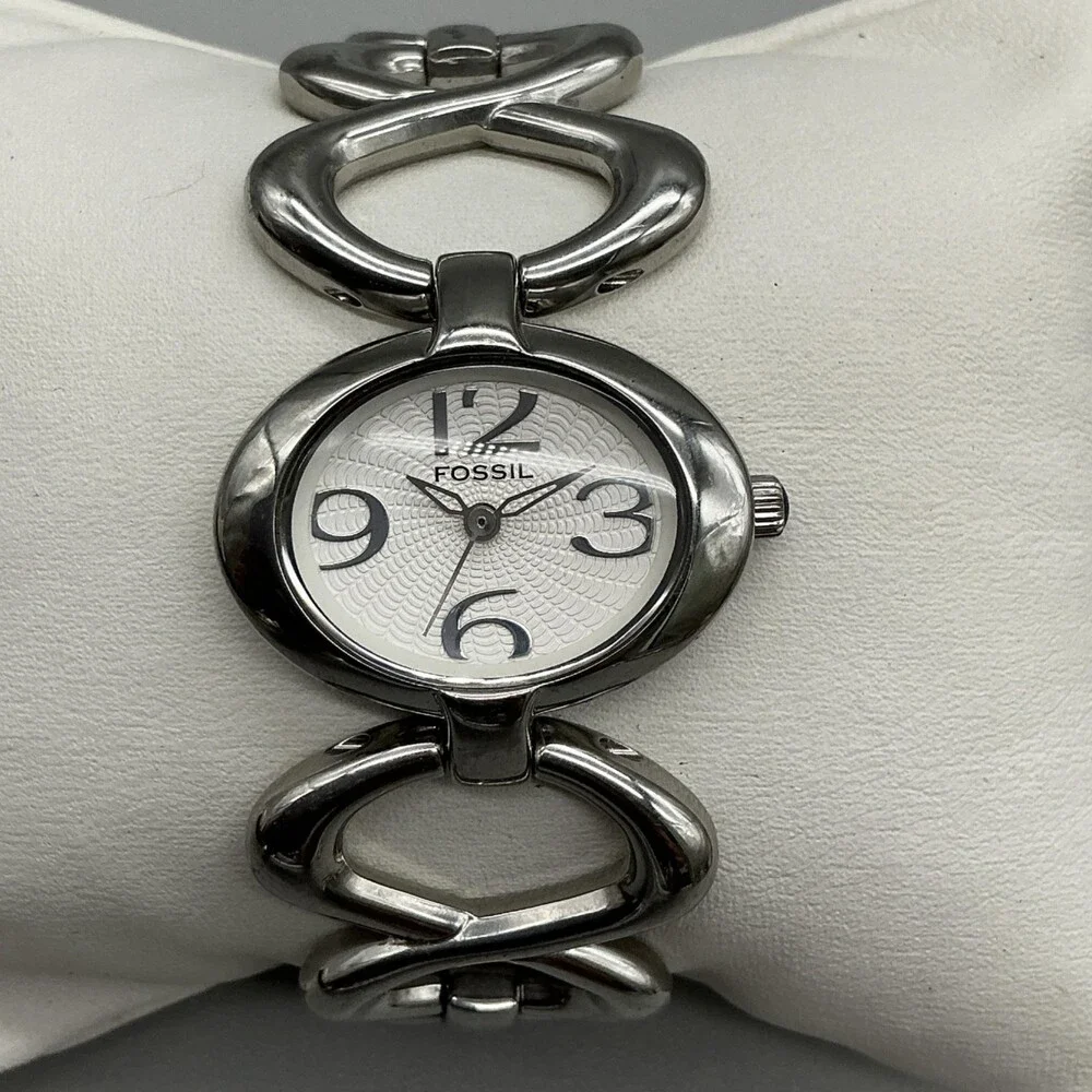 Fossil F2 Womens Watch 29mm White Dial Stainless Band ES-1971 New Battery 6.75